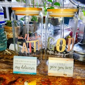 NWOT 2 drink glasses with bamboo lids and glass straws!